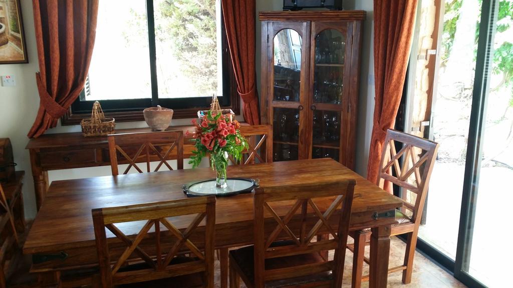 Garden Of Eden Villa Paphos ห้อง รูปภาพ
